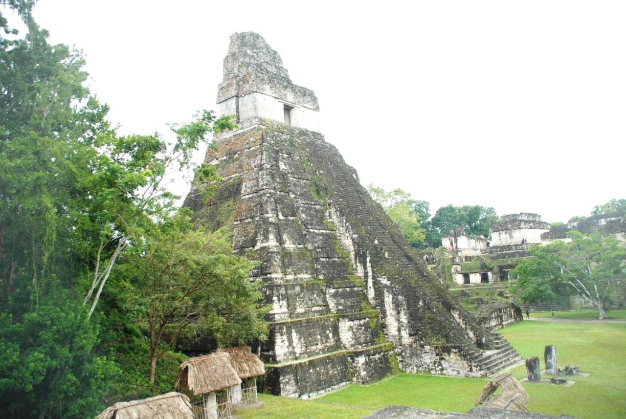 Готель Peten Esplendido Флорес Номер фото